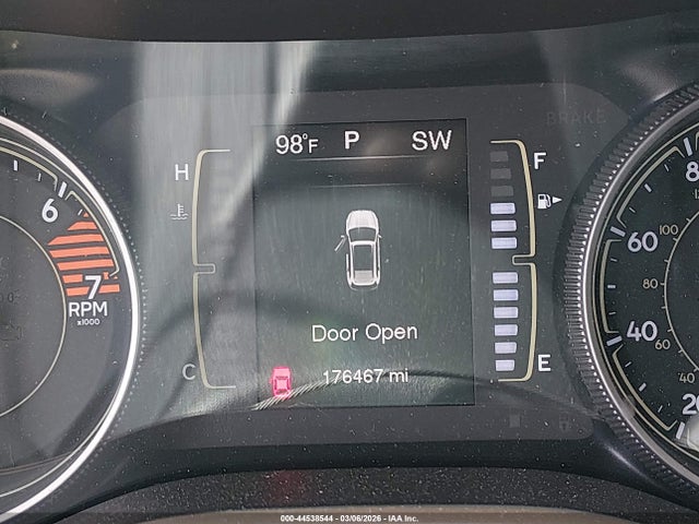 Продаж на аукціоні авто 2018 Jeep Cherokee Latitude Fwd, vin: 1C4PJLCB3JD538633, номер лоту: 44538544