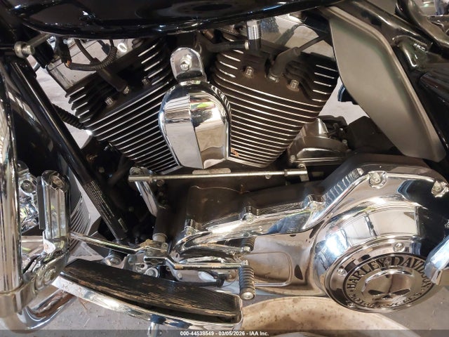 2012 HARLEY-DAVIDSON FLHR 1HD1FBM18CB645228 Photo 8