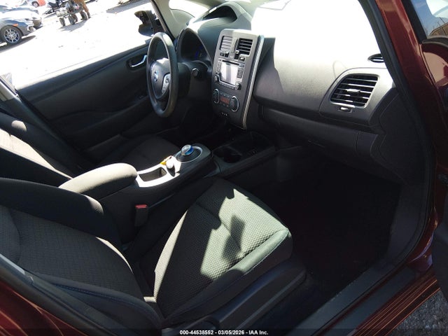 1N4BZ0CP4HC300373 Nissan LEAF S