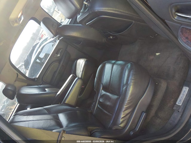 44538558 :رقم المزاد ، 1GKFK63858J209009 vin ، 2008 Gmc Yukon Denali مزاد بيع