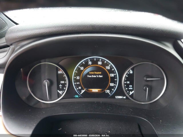 44538560 :رقم المزاد ، 1G4ZP5SS4HU170103 vin ، 2017 Buick Lacrosse Essence مزاد بيع
