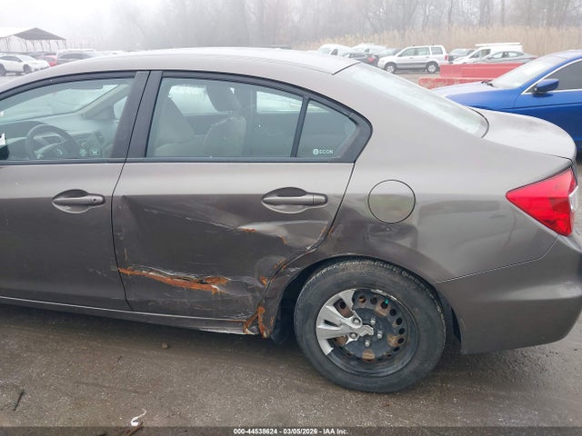 2012 HONDA CIVIC SDN 2HGFB2F57CH528932 Photo 5