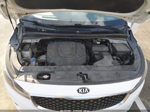 KIA SEDONA LX 2016 KNDMB5C14G6087275 Image 10