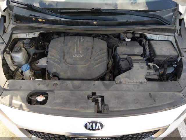 KIA SEDONA LX 2016 KNDMB5C14G6087275 Image 13