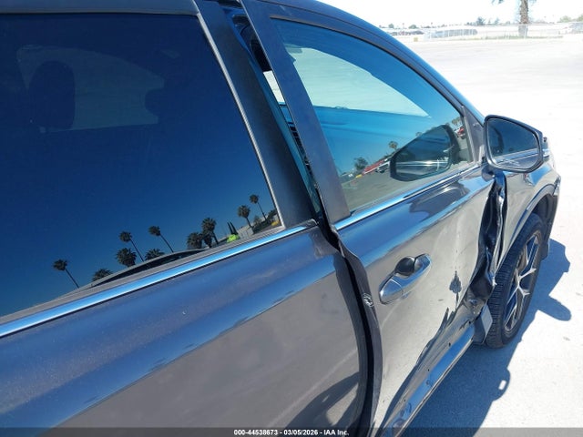Toyota RAV4 SE 2018 2T3NFREV1JW438584 Image 18