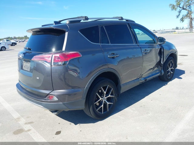Toyota RAV4 SE 2018 2T3NFREV1JW438584 Image 4