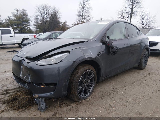 Aukcja sprzedaży 2025 Tesla Model Y Long Range Dual Motor All-wheel Drive, vin: 7SAYGDEE1SA354124, numer aukcji: 44538682