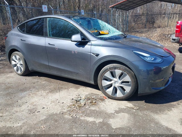 2022 TESLA MODEL Y 7SAYGDEEXNF327589 Photo 0
