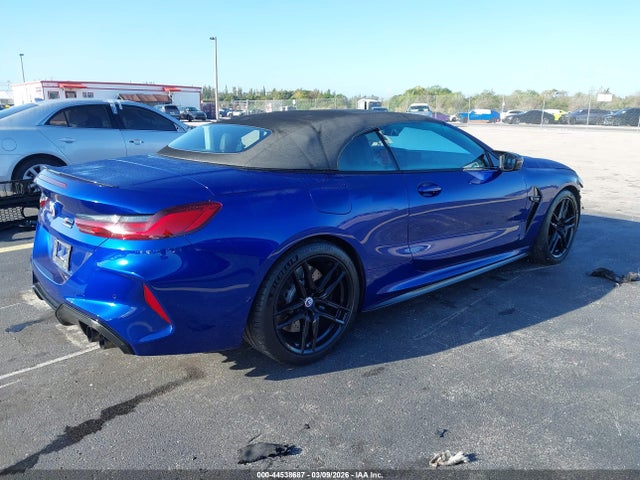 2023 BMW M8 CABRIOLET WBSDZ0C02PCM59017 Photo 3