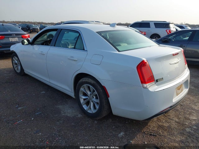 Aukcja sprzedaży 2015 Chrysler 300 Limited, vin: 2C3CCAAG8FH837965, numer aukcji: 44538703