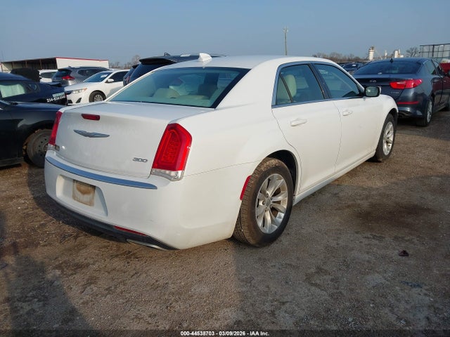 Aukcja sprzedaży 2015 Chrysler 300 Limited, vin: 2C3CCAAG8FH837965, numer aukcji: 44538703