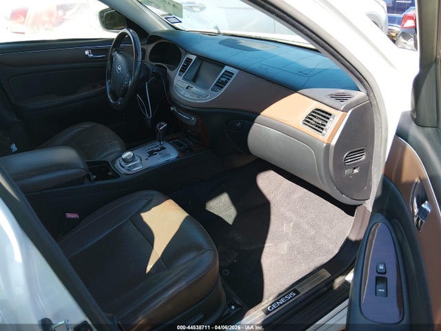 2011 HYUNDAI GENESIS KMHGC4DF4BU130799 Photo 4