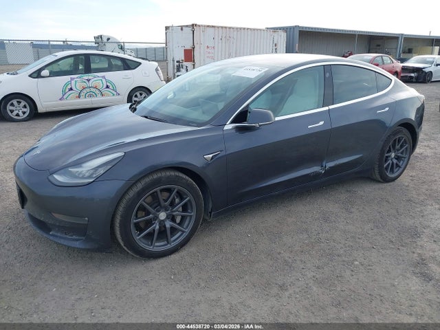 Продаж на аукціоні авто 2018 Tesla Model 3 Long Range/performance, vin: 5YJ3E1EB6JF096069, номер лоту: 44538720