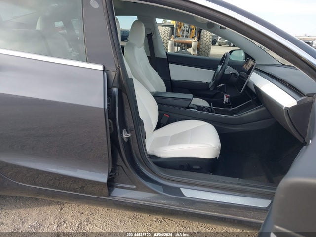 Продаж на аукціоні авто 2018 Tesla Model 3 Long Range/performance, vin: 5YJ3E1EB6JF096069, номер лоту: 44538720