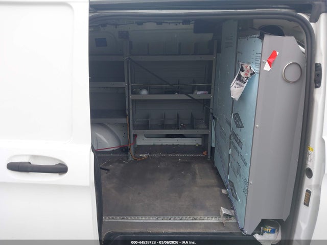 44538728 :رقم المزاد ، W1YV0BEY9M3913999 vin ، 2021 Mercedes-benz Metris مزاد بيع