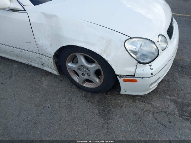 44538736 :رقم المزاد ، JT8BD68S1W0032047 vin ، 1998 Lexus Gs 300 مزاد بيع