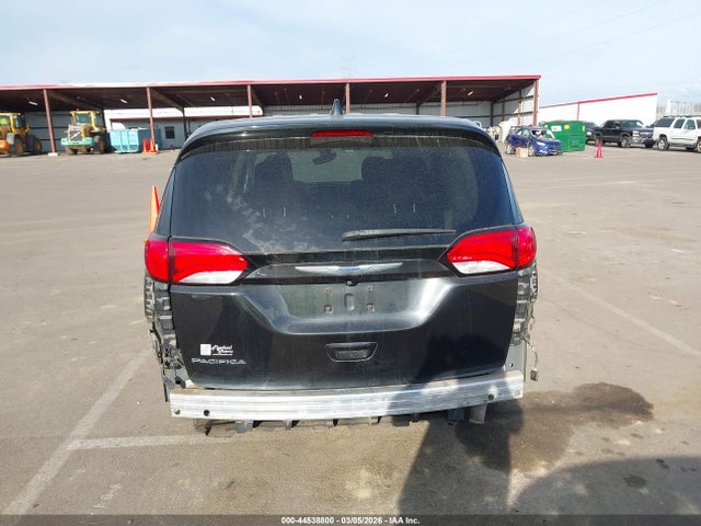 2018 Chrysler Pacifica Touring მანქანა იყიდება აუქციონზე, vin: 2C4RC1DG0JR130167, აუქციონის ნომერი: 44538800