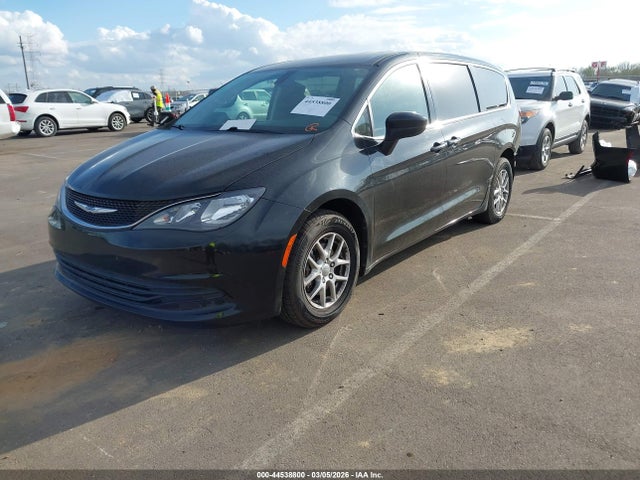 2018 Chrysler Pacifica Touring მანქანა იყიდება აუქციონზე, vin: 2C4RC1DG0JR130167, აუქციონის ნომერი: 44538800