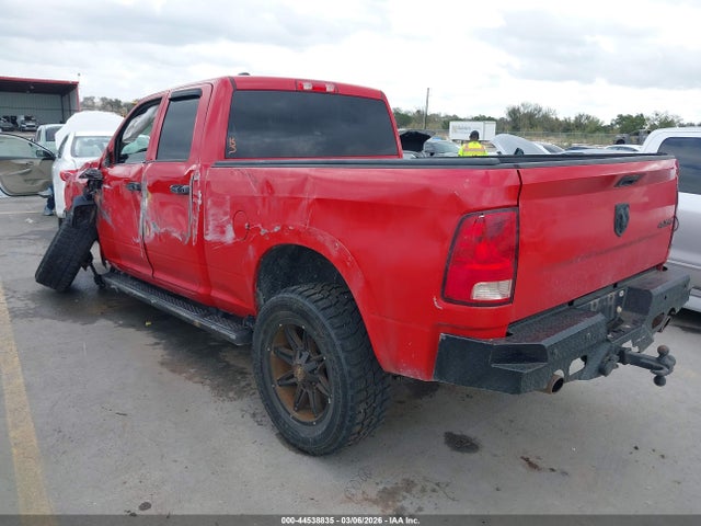 44538835 :رقم المزاد ، 1C6RR7FT0FS702699 vin ، 2015 Ram 1500 Express مزاد بيع
