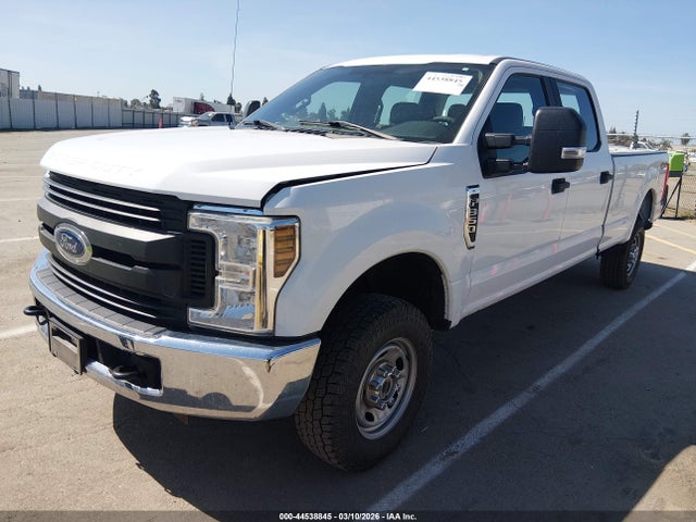 Ford F-350 Xl 2018 1FT8W3B65JEC83858 Image 2