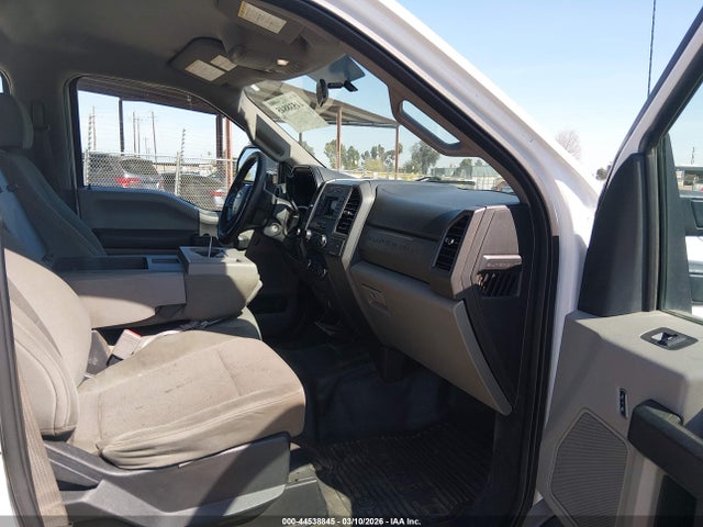Ford F-350 Xl 2018 1FT8W3B65JEC83858 Image 5