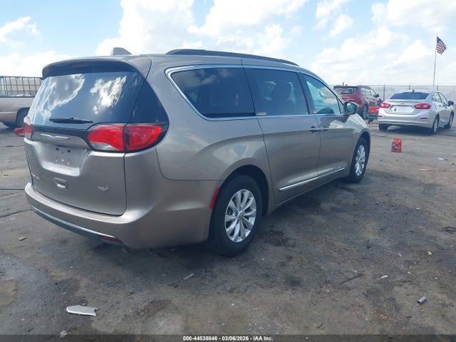 Aukcja sprzedaży 2017 Chrysler Pacifica Touring-l, vin: 2C4RC1BG1HR610229, numer aukcji: 44538846