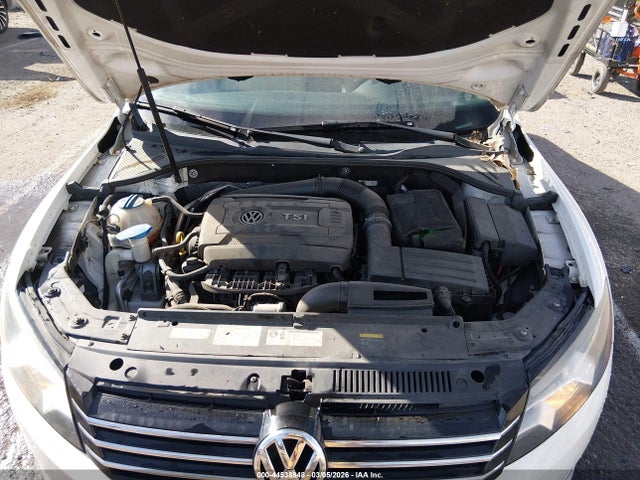44538848 :رقم المزاد ، 1VWAT7A39EC118225 vin ، 2014 Volkswagen Passat 1.8t Wolfsburg Edition مزاد بيع