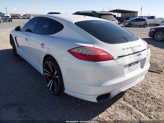 2013 PORSCHE PANAMERA WP0AF2A71DL076471 Photo 2