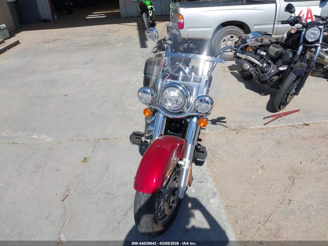 1HD1BAK24PB016363 Harley-Davidson Flhcsanv