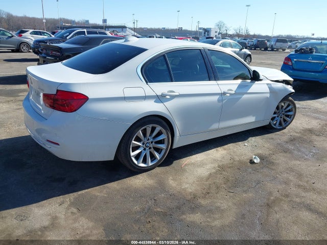 Продаж на аукціоні авто 2016 Bmw 328i Xdrive, vin: WBA8E3G54GNU03707, номер лоту: 44538944