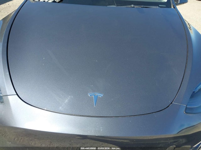 44538956 :رقم المزاد ، 7SAYGDEF1NF535143 vin ، 2022 Tesla Model Y Performance Dual Motor All-wheel Drive مزاد بيع