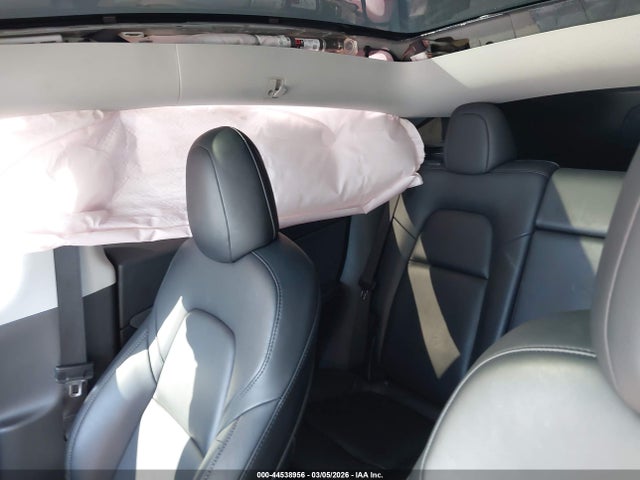 44538956 :رقم المزاد ، 7SAYGDEF1NF535143 vin ، 2022 Tesla Model Y Performance Dual Motor All-wheel Drive مزاد بيع
