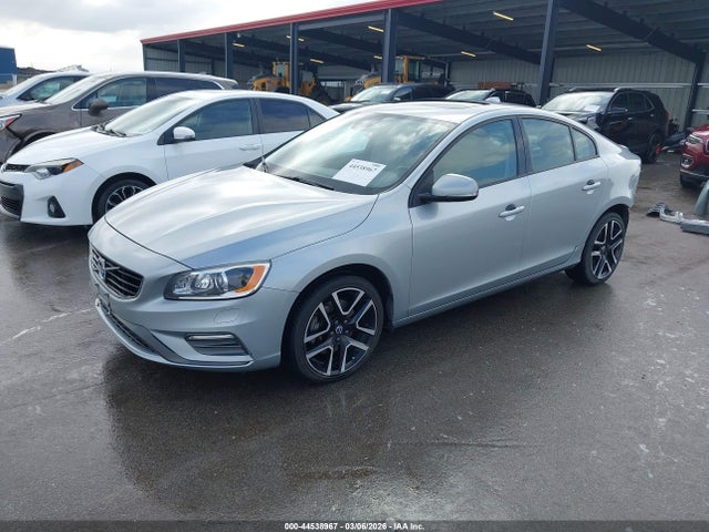 YV140MTL8H2427905 Volvo S60 T5 Dynamic