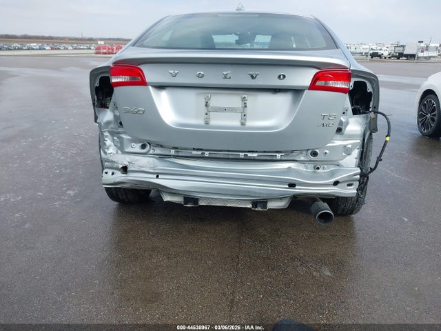 YV140MTL8H2427905 Volvo S60 T5 Dynamic