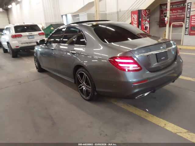 2019 MERCEDES-BENZ E 450 WDDZF6JB1KA495014 Photo 2