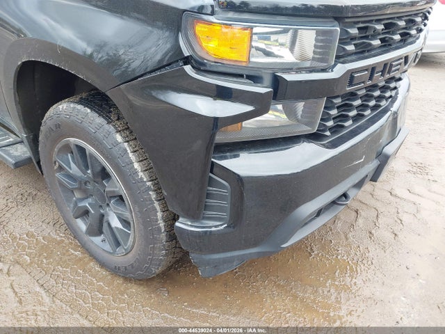 Продажа на аукционе авто 2021 Chevrolet Silverado 1500 4wd  Short Bed Custom, vin: 1GCPYBEK0MZ249011, номер лота: 44539024