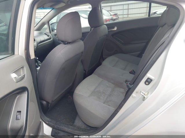2017 Kia Forte Lx მანქანა იყიდება აუქციონზე, vin: 3KPFK4A79HE069912, აუქციონის ნომერი: 44539034