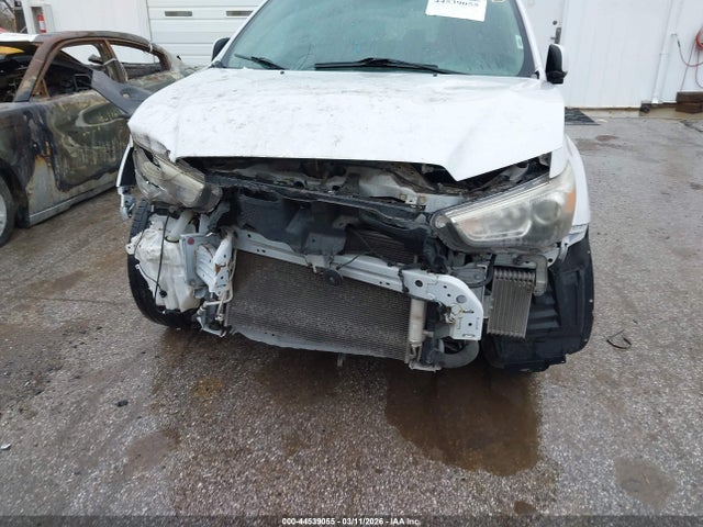 2015 MITSUBISHI OUTLANDER SPORT 4A4AP3AU2FE008544 Photo 5