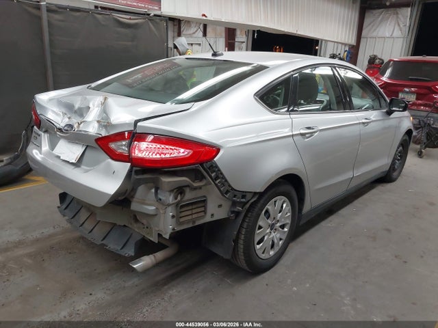 Ford FUSION S 2014 1FA6P0G7XE5401029 Image 4