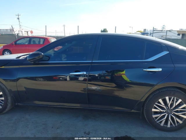 1N4BL4DV9RN404112 Nissan Altima Sv Fwd