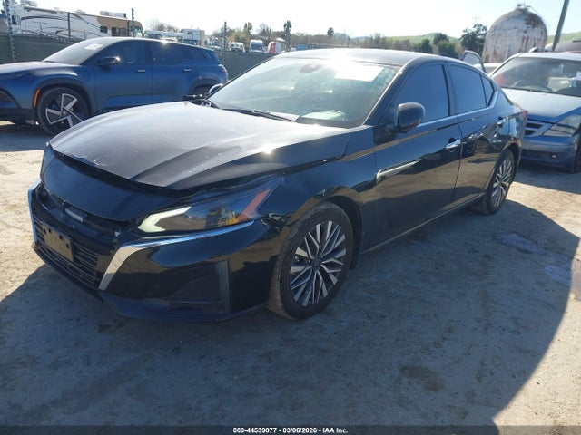 1N4BL4DV9RN404112 Nissan Altima Sv Fwd