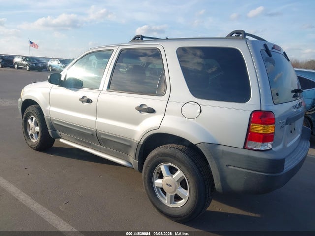 Продажа на аукционе авто 2003 Ford Escape Xls, vin: 1FMYU02B63KA91592, номер лота: 44539084