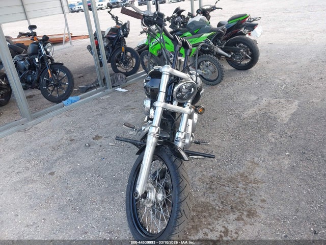 2009 HARLEY-DAVIDSON FXDC 1HD1GV4199K303147 Photo 4