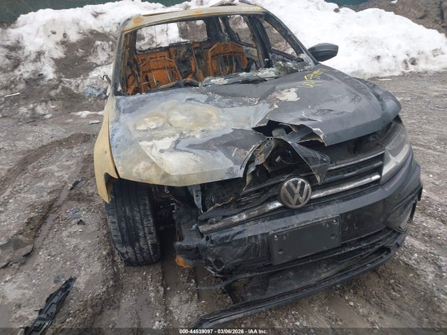 Продаж на аукціоні авто 2021 Volkswagen Tiguan 2.0t Se/2.0t Se R-line Black/2.0t Sel, vin: 3VV2B7AX1MM152350, номер лоту: 44539097
