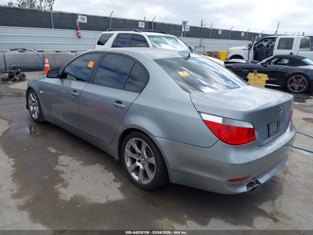 2007 BMW 550I WBANB53537CP04798 Photo 2