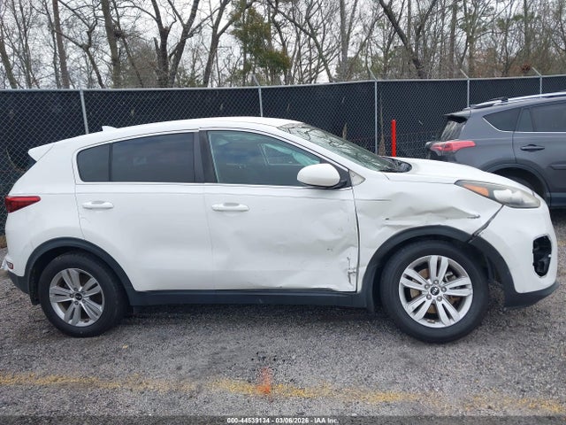 Продаж на аукціоні авто 2018 Kia Sportage Lx, vin: KNDPM3AC4J7470764, номер лоту: 44539134