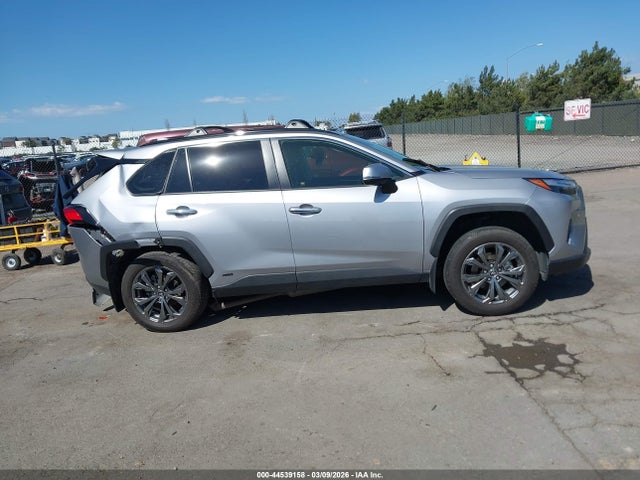 Toyota Rav4 Hybrid Limited 2024 JTMD6RFV3RD122073 Image 13