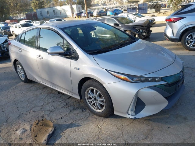 2017 TOYOTA PRIUS PRIME JTDKARFP6H3047915