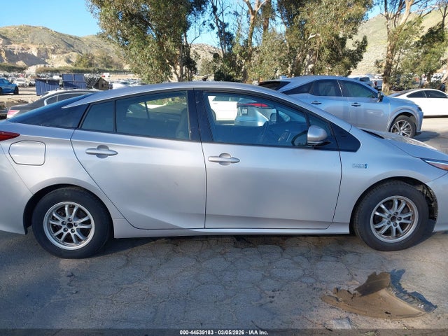 Toyota Prius Prime Plus 2017 JTDKARFP6H3047915 Image 13