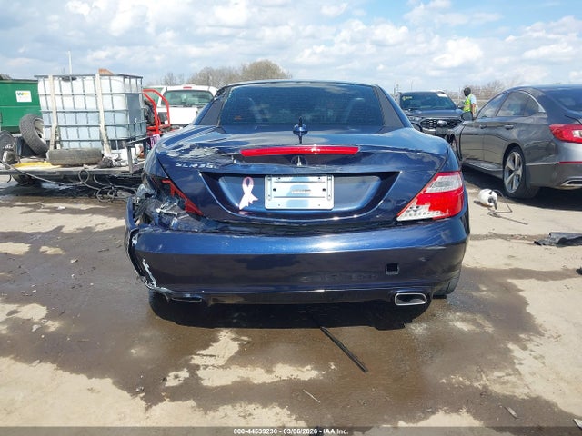 Продаж на аукціоні авто 2015 Mercedes-benz Slk 250, vin: WDDPK4HA4FF105116, номер лоту: 44539230